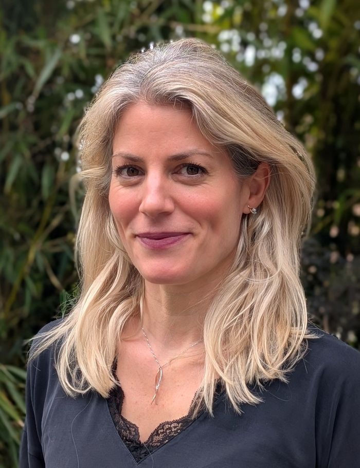 Stéphanie Lebard Personne, praticienne en psychothérapie et hortithérapie à Cergy.